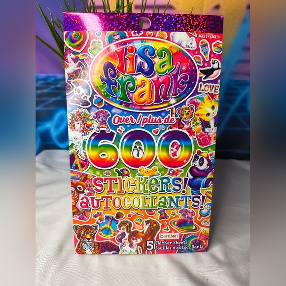 Lisa Frank Sticker Pack with 600 Stickers - Picture 1 of 6
